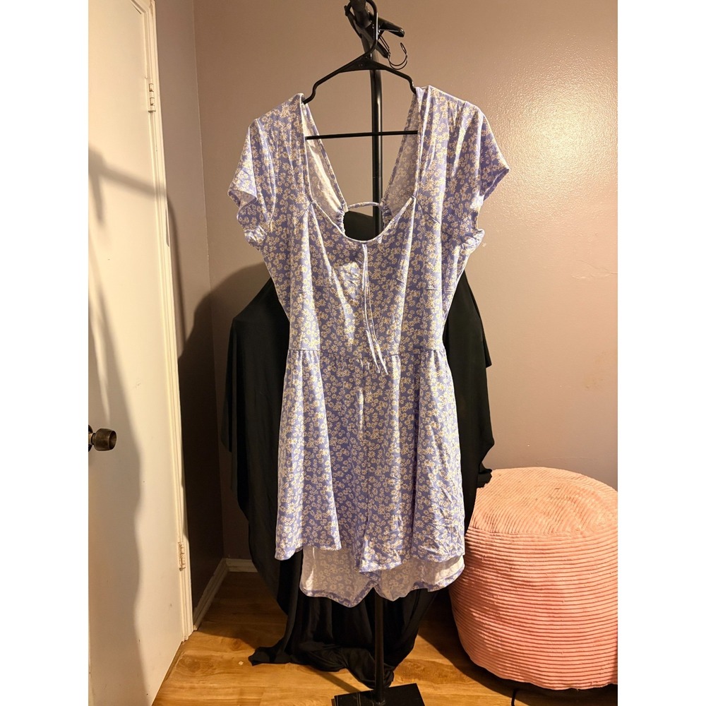 Arizona Jean Co - Blue Romper with Daisys Sz XXL‎
